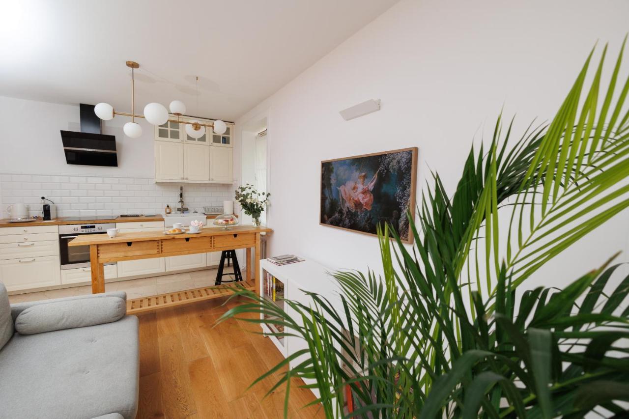 Maison Bruehl - Apartamenty Przy Ogrodzie Saskim Warsaw Luaran gambar