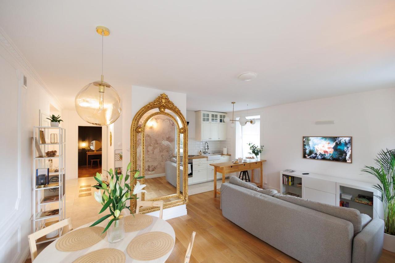 Maison Bruehl - Apartamenty Przy Ogrodzie Saskim Warsaw Luaran gambar